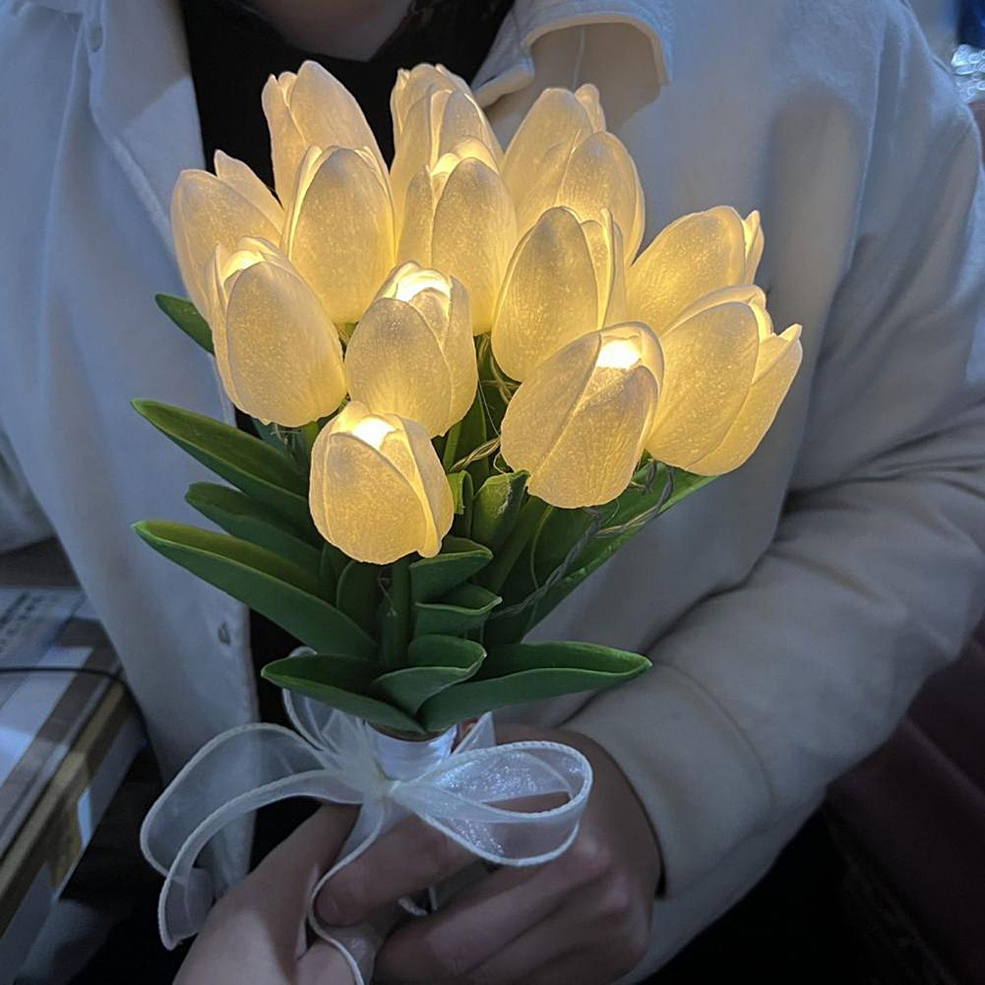 Milex The Yellow Tulip Light - IGIA NEW YORK